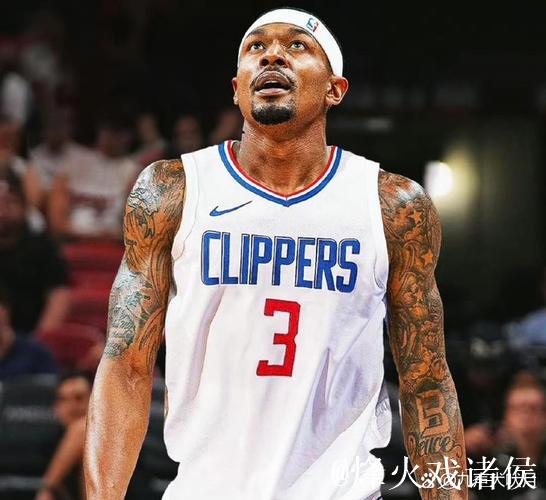 船记:快船已经49天没在主场赢球了,下一个主场是洛城德比 船记:快船已经49天没在主场赢球了,下一个主场是洛城德比